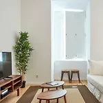 Modern Apartment Calçada São Francisco II